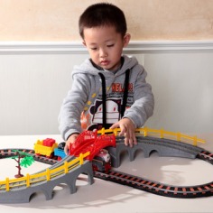 Small electric lixin thomas small train track toy gift-inRC Trains from Toys & Hobbies on Aliexpress.com