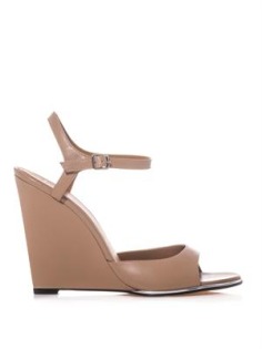 Women's Designer Fashion | Luxury Designer Clothing from MATCHESFASHION.COM
