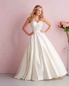 	Allure Bridals: Style: 2706
