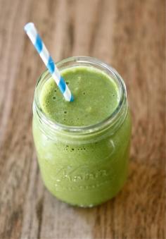 The BEST Green Smoothie Recipe on twopeasandtheirpo... #smoothie