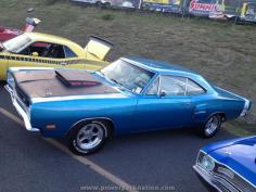 Incredible #blue #Mopar at the NHRA Mopar Nationals