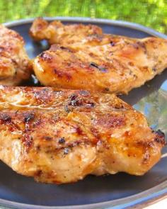 Sweet  Tangy Grilled Chicken - cider vinegar  brown sugar make a surprisingly great marinade! #MemorialDay #grilling