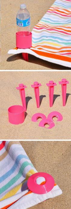 Beach Towel Stake Set with Cup Holder