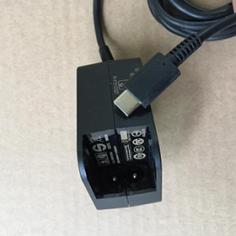 HP Elite x2 1012 G2 Adapter|HP Elite x2 1012 G2 15.75W Power Supply。

http://www.laptopadaptershop.com.au/hp-elite-x2-1012-g2-adapter.html