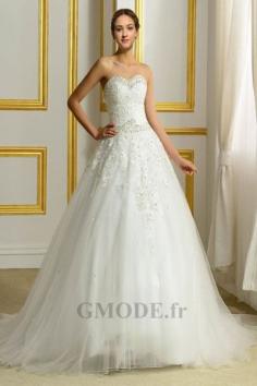 Robe de mariée princesse bustier strass a ligne col en cœur
