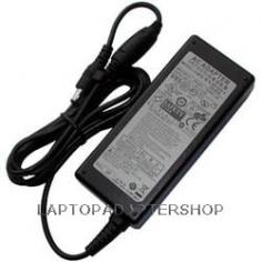 Op de Samsung PA-1400-24 adapter zit verder een jaar volledige garantie. Mocht er in dit jaar een defect optreden buiten uw schuld om, dan heeft u recht op een vervangend exemplaar.

https://www.laptop-adapter-shop.nl/samsung-pa-1400-24-adapter.html