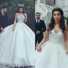 Appliques Ball-Gown Lace Sleeveless Latest V-neck Wedding Dress
