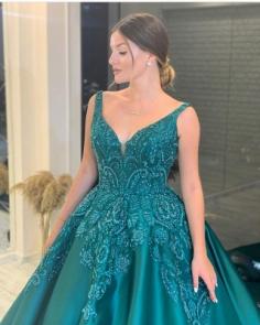 Designer Abendkleider Lang GrÃ¼n | Abendmoden mit Spitze