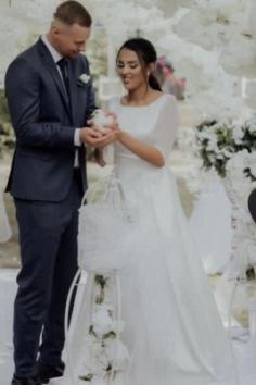 Schlichtes Hochzeitskleid A Linie | Brautkleider mit Ãrmel
