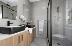 People remodel their bathrooms for diverse reasons. Your growing family might feel the bathroom is no longer functional, you may need modern appliances, or you may need to accommodate an elderly loved one. ON Q Building Group will work with you regardless of your reasons to renovate. Here are the reasons to invest in a Caroline Springs bathroom renovation: Boost Your Home Value: Renovating your bathroom can significantly increase the overall market value of your property. A well-executed remodel adds aesthetic appeal and functionality, making it a compelling feature for prospective buyers.