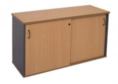 RL Worker Credenza

Features

Sliding doors and an Internal shelf
Lockable
E0 Enviroboard