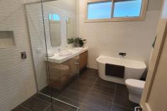 We value the network of tradesmen that we use for our building projects, you can feel at ease knowing that they deliver work to the highest standard in line with our expectations. The team at Renoworx is ready to take on any project you have in mind and our friendly team cannot wait to discuss that with you.