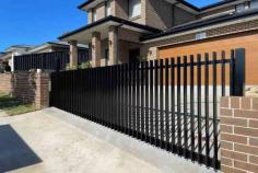 Through thoughtful, unique design to expert installation, our team excels in crafting the perfect automatic gates for your beloved homes. When you engage with our services, we transform your imagination into reality, allowing you to enjoy the final product without any worries about your project. Choose our team for a construction where skills and innovation collaborate to create gates that redefine safety and elegance.