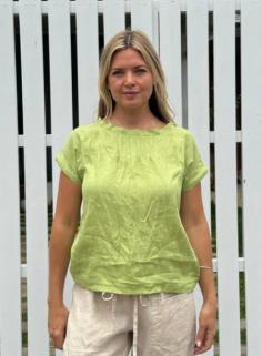 Muse is inspired by the intertwinement of fabric, creativity and relationships, while being mindful of the environment and supporting the notion of slow fashion. At Muse only the highest quality of sustainably sourced linen is used. All aspects of garment design and manufacturing take place in Brisbane Australia. It is a point of pride for us that garments pass through only two sets of hands before arriving to you.
