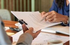 Acting as a legal personal representative can involve significant responsibilities and a range of important tasks. At Haven Legal Co., we provide clear legal guidance and practical support to help you understand your obligations and navigate the process with confidence. Our team is committed to making the administration of an estate as straightforward and manageable as possible.