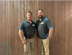 At Flow Plumbing Solutions, we understand the importance of prompt service. That's why we guarantee a rapid 2-hour response time for every call, ensuring that your plumbing needs are addressed swiftly and efficiently. But our commitment doesn't stop there. We promise a service experience characterized by 'no mess, no fuss,' and complete transparency with upfront pricing. With us, you'll never have to worry about hidden fees or unexpected surprises.