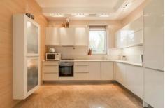 We use only high-quality, durable materials that perform beautifully over time. Epoxy grout, for example, is a key part of our service, ensuring your tiles stay stain-resistant and strong in even the most moisture-prone areas. Our team works closely with you to bring your vision to life, whether you want a sleek, modern finish or a timeless, classic design. We guarantee a result that blends style with functionality.