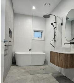 Newport is one of the Inner West's most architecturally varied pockets — Federation weatherboards, post-war family homes, and a growing number of contemporary rebuilds. Bathrooms here are typically family-focused: durable, warm and built for daily use. We renovate Newport bathrooms with palettes that feel grounded — soft stone, fluted timber, brushed nickel — and joinery built to handle the realities of family life. Every project is delivered end-to-end with one fixed quote.
